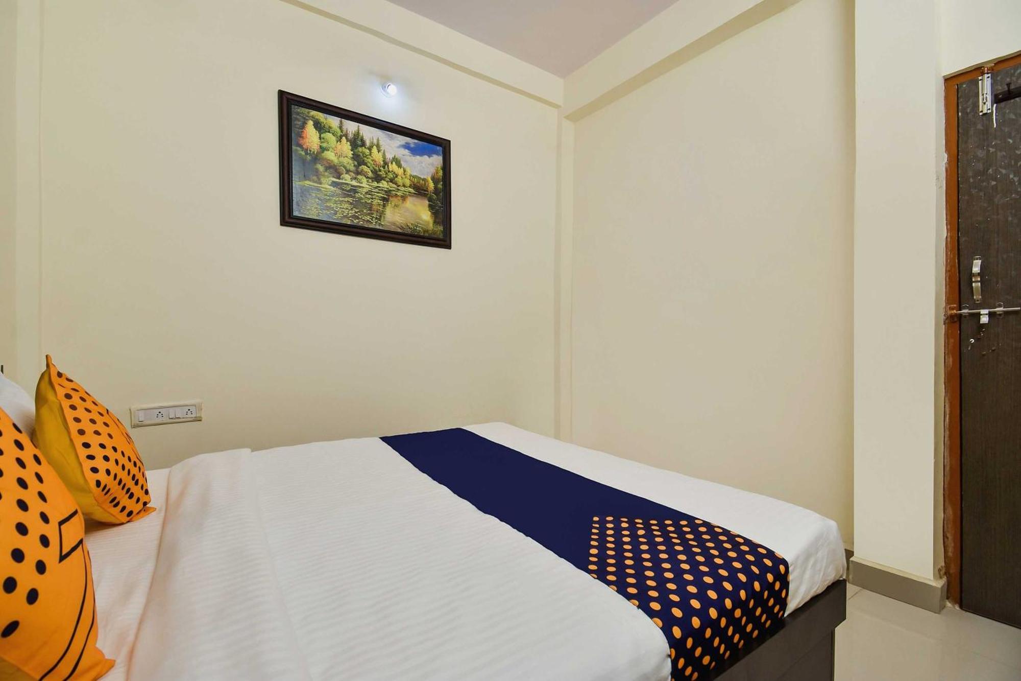 Spot On Carnival Resorts Raipur  Exterior photo